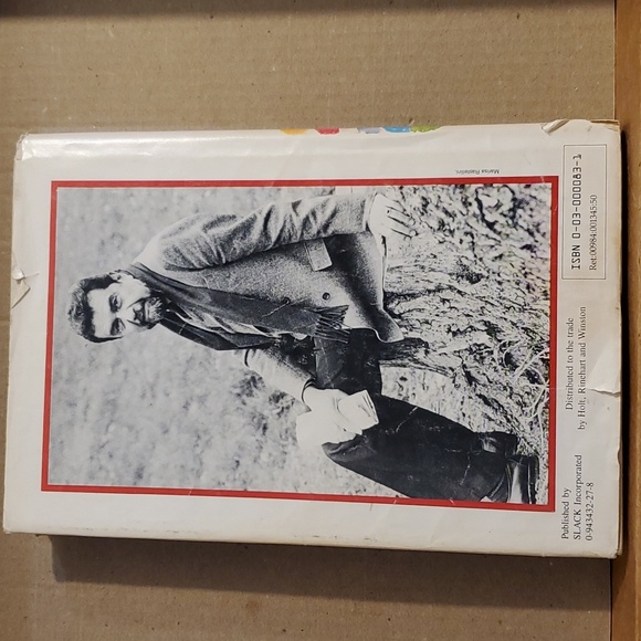 ❤️ Loving Each Other: The Challenge of Human RelationshipsLeo F. Buscaglia 📚 - Picture 2 of 13